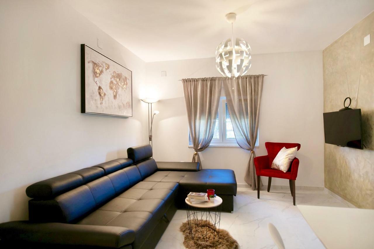 Ena Apartment Split Buitenkant foto